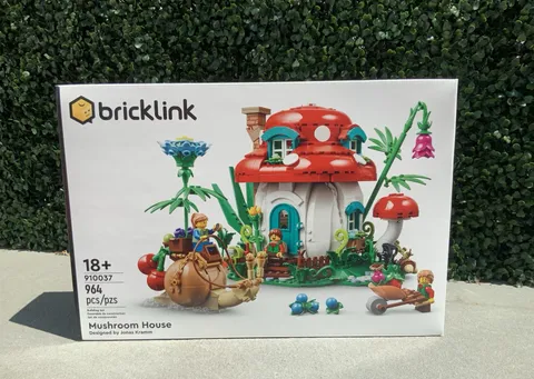 Lego Bricklink Mushroom House (910037) Designed by Jonas Kramm- New - Ships Fast