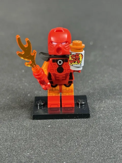 LEGO Bionicle Cosplayer Minifigure Series 29 CMF Toa Tahu IN HAND red mask