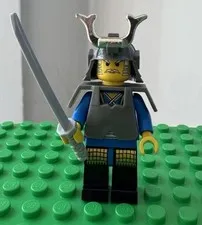 Vintage LEGO Castle Samurai Ninja Warrior Minifigure Gray Armor Katana 90s