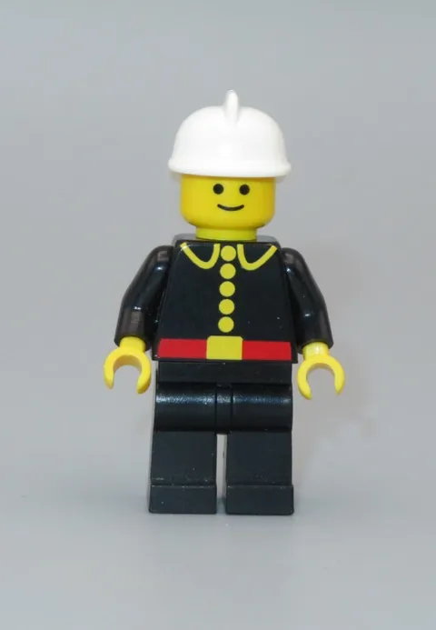 LEGO Vintage Classic Firefighter Fireman City Town minifigure 6309 6593 6389