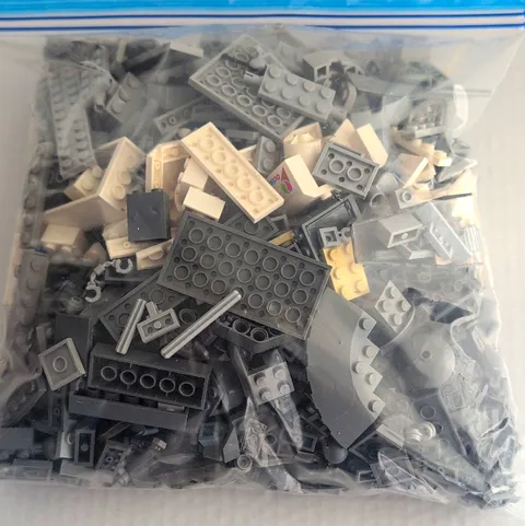 LEGO 2 Pounds Bulk Lot Gray & White Bricks Pieces Parts in Polybag