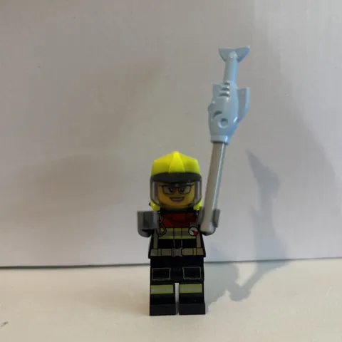 LEGO® Fire Fighter Minifigure - City Town - 60393 (cty1544) Female Helmet Rescue