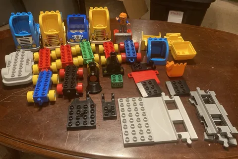 LEGO DUPLO Vehicle Lot 37 pc. Trucks & Parts, Train Bases, Track, Trailer Ramp +