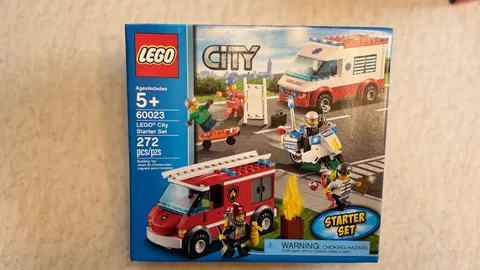 LEGO City Starter Set 60023 - New & Sealed