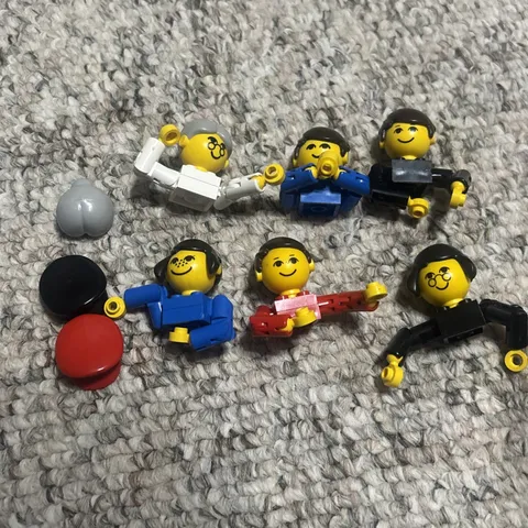 Lego Homemaker Minifigures 1970s Lot Of 6 + Accessories. Big Fig, Unique