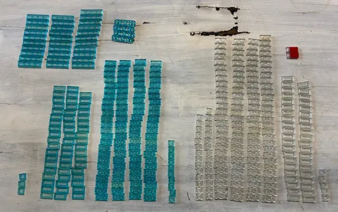 LEGO 385x Trans Clear & Trans Light Blue Plates Tiles Mixed Parts Lot Bulk