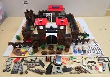 Lego 6769 Fort Legoredo Vintage 90% Complete With Parts for Extra Western Sets