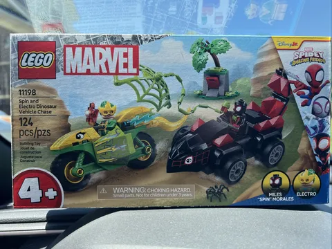 LEGO Spider-Man: Spin and Electro Dinosaur Vehicle Chase (11198)