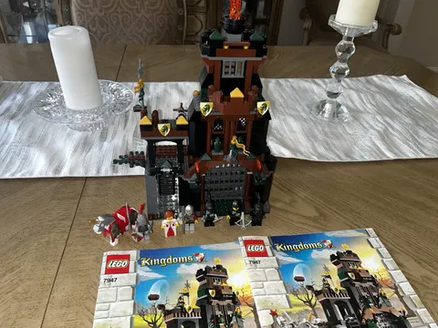 LEGO Kingdoms Prison Tower Rescue (7947) 99% Complete with Instructions No Box