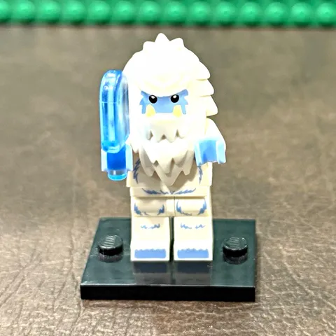 LEGO Minifigures Yeti series 11