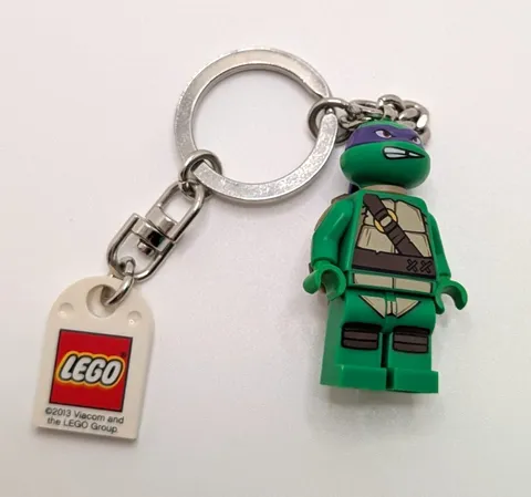 LEGO Teenage Mutant Ninja Turtles Donatello Minifigure Keychain 850646