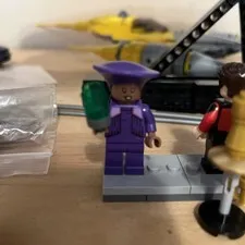 LEGO Bartender Guinan Minifig from Star Trek USS Enterprise 10356 trek009