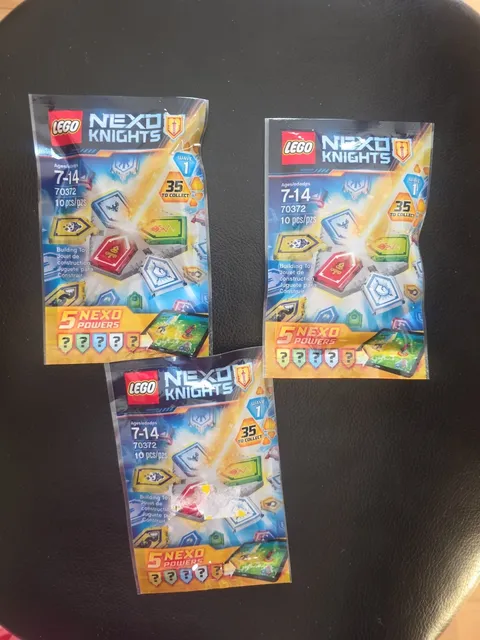 3x LEGO Nexo Knights -Nexo Powers Wave 1 (70372) **RARE** BRAND NEW SEALED PACK