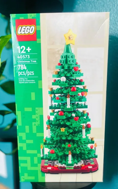 LEGO Iconic: Christmas Tree 2 in 1 Seasonal Holiday NIB (40573)