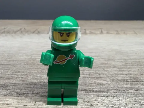 LEGO Ideas Exo Suit 21109 Pete Green Classic Space Astronaut Minifigure Complete