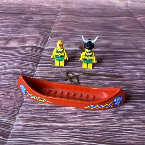 Vintage LEGO Islanders Minifigure Lot w/ Canoe And Accessories