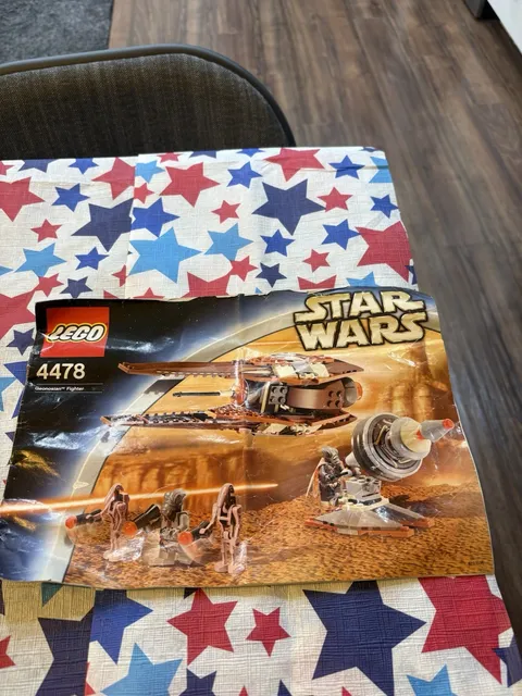 Lego Star Wars Geonosian Fighter 4478 Loose Pieces - SEE DESCRIPTION