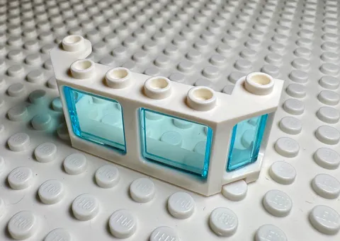 LEGO Window 2 x 6 x 2 Train Front / Boat 17454 with Blue Glass 17457