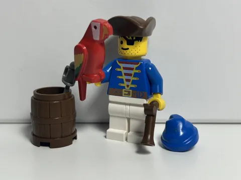 LEGO Vintage Pirate Minifigure With Accessories And Part 1980s