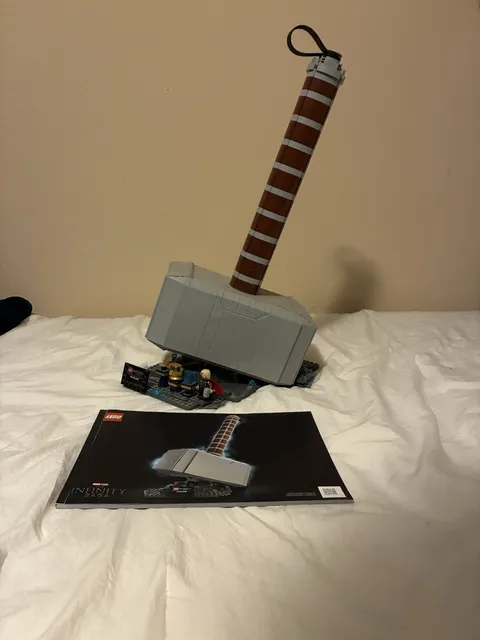 LEGO Marvel 76209 Thor’s Hammer Mjolnir Complete Set w/ Manual No Box