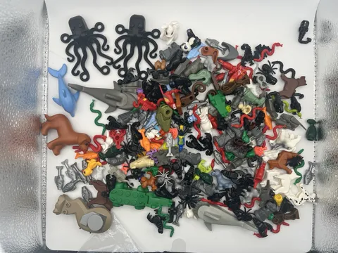 Lego Animals Lot Over 100 Animals And Animal Parts Parrots Rats Octopus Rare