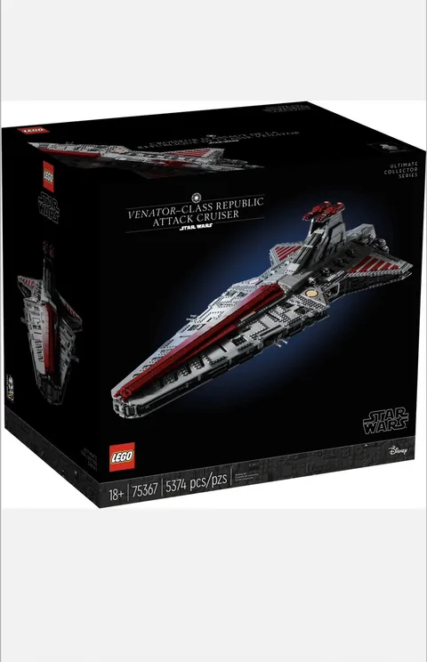 LEGO SW-UCS Venator-Class Republic Attack Cruiser 75367 w/ additional items