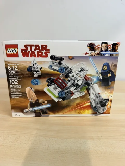 LEGO Star Wars: Jedi and Clone Troopers Battle Pack (75206) New