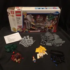Lego Toy Story Set  7596 - Trash Compactor Escape (2010)  NOT COMPLETE