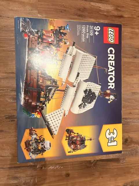 Lego Creator set 31109 Pirate Ship SIB