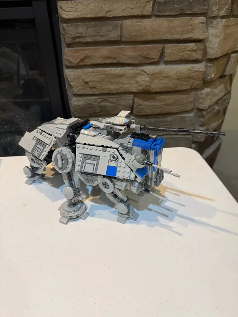 LEGO Star Wars AT-TE Walker 501st Set 75337