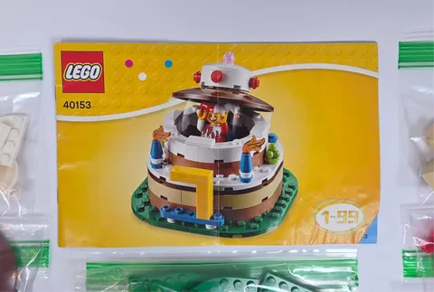 LEGO 40153 Birthday Table Decoration Cake 100% Complete Retired w/ Manual