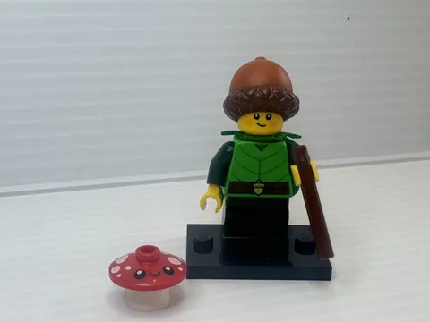 LEGO Series 22 Collectible Minifigures 71032 - Forest Elf 