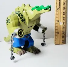 The LEGO Batman Movie Killer Croc Minifigure sh0321 70907 PLEASE READ