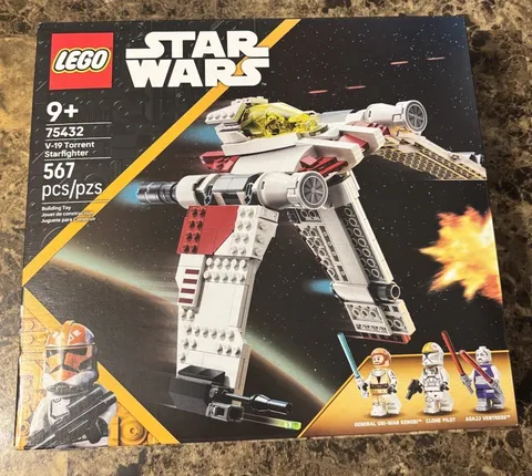 LEGO Star Wars 75432 V-19 Torrent Starfighter Set 567 pcs Minifigures 9+