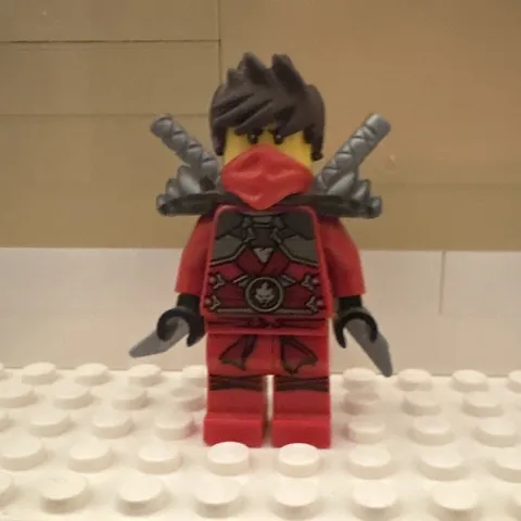LEGO NINJAGO Kai Red Ninja Minifigure w/ Brown Hair & 2 Gray Swords Polybag