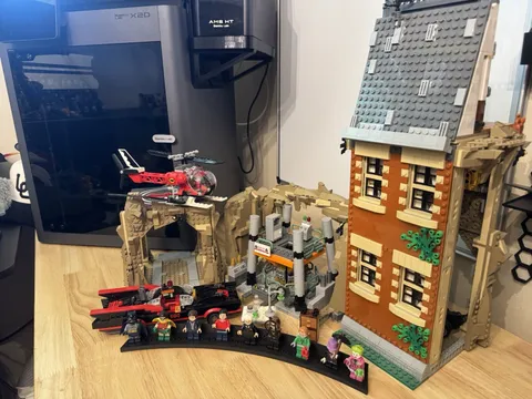 LEGO 76052 Batman Classic TV Series Batcave - All 9 Minifigs, No Box/Manual