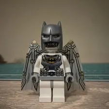 LEGO Batman Minifigure - LEGO Batman 3 space suit