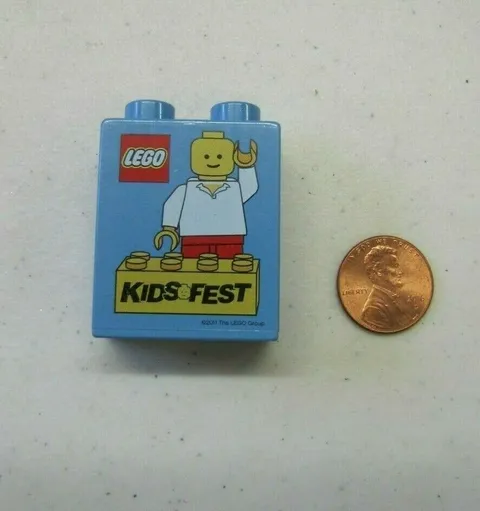 LEGO DUPLO KIDSFEST Blue Specialty Block 2x1 Printed Building Block