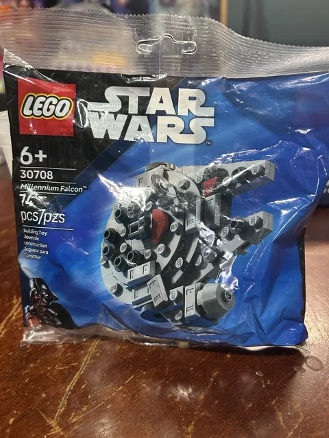 LEGO Millennium Falcon Mini-Build 30708 Star Wars Polybag Limited Edition