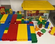 Lego Duplo LE Silver Bucket 141 Pc Set + 85 Extra 4 Dinosaurs 226 Total Pieces