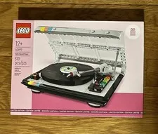 New & Sealed LEGO Exclusive GWP: Retro Record Player (Set No. 40699)  310 Pieces