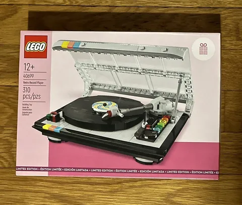New & Sealed LEGO Exclusive GWP: Retro Record Player (Set No. 40699)  310 Pieces
