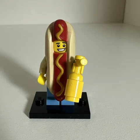 LEGO Minifigure Series 13 Hot Dog Man 71008-14 Retired Collectible
