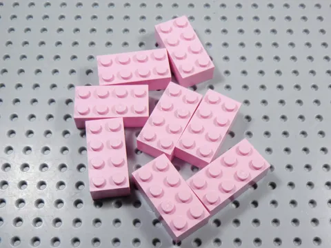 LEGO Lot of 8 Pink 2x4 Bricks BN