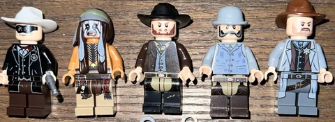 5 LEGO Lone Rangers figurines 