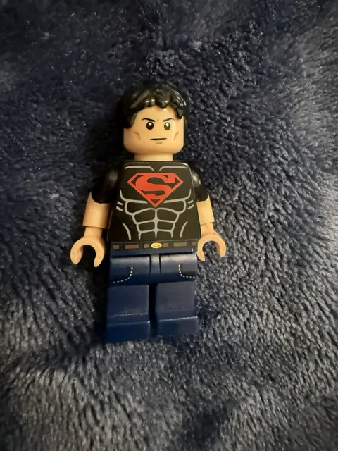 LEGO DC Super Heroes Superboy Minifigure 2014 Target Exclusive