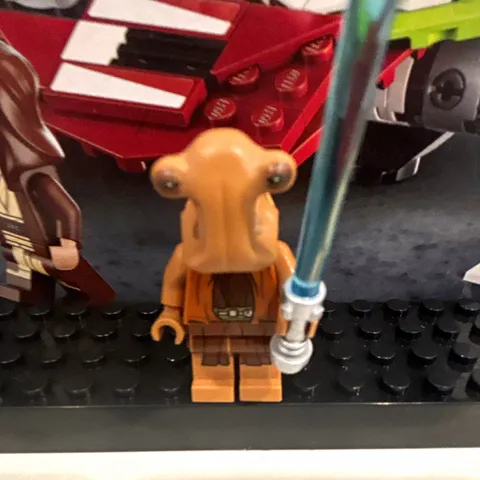 LEGO Star Wars Ithorian Jedi Master Minifigure (Noga-ta) sw0570 from Set 75051