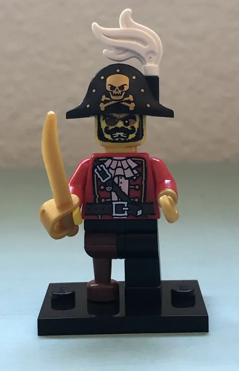 LEGO® Pirate Captain Minifigure Collectible Series 8 8833 CMF Retired