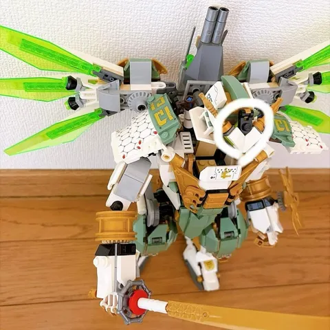 LEGO NINJAGO Lloyd's Titan Mech 70676 Figurines W/Manual Incomplete No Box Used