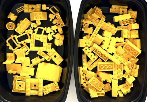 LEGO Yellow Building Parts Lot 135 Pieces Genuine Bulk